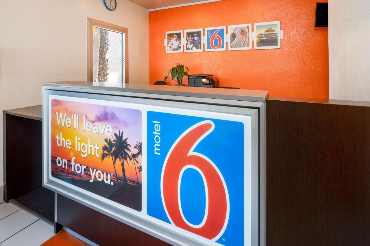 Motel 6-Santa Barbara, Ca - State Street Exteriör bild
